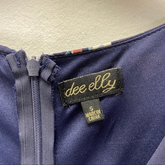 Dee Elly Faux Wrap V Neck Floral Mini Dress Sz S - Picture 7 of 9